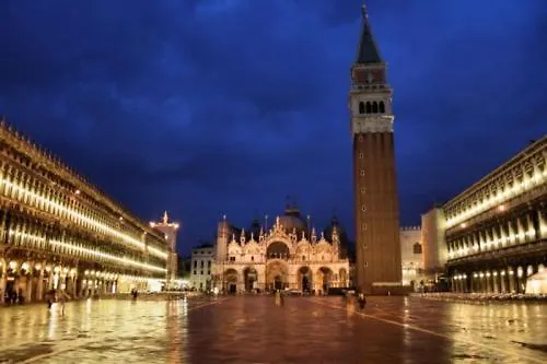 Bed & Breakfast Vintage Villa Venice