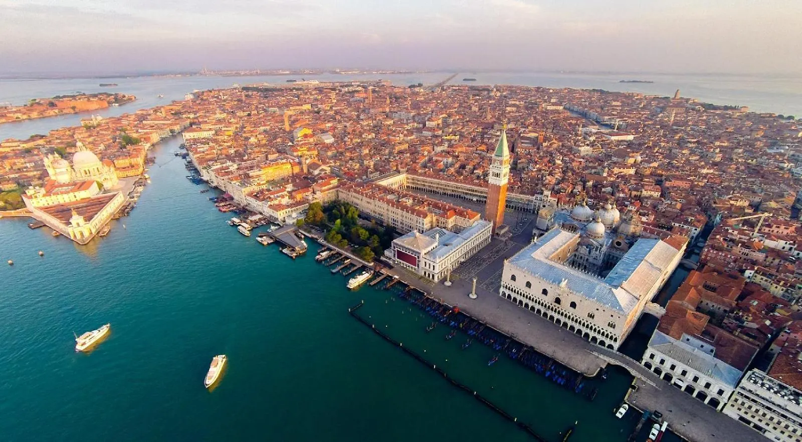 Vintage Villa Venice